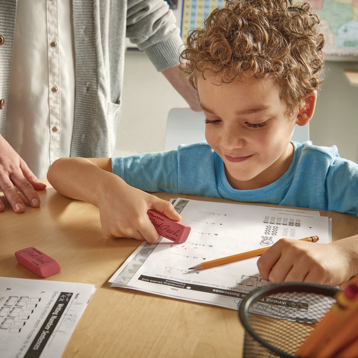Paper Mate® Pink Pearl Eraser, For Pencil Marks, Rectangular Block, Medium, Pink, 24/box