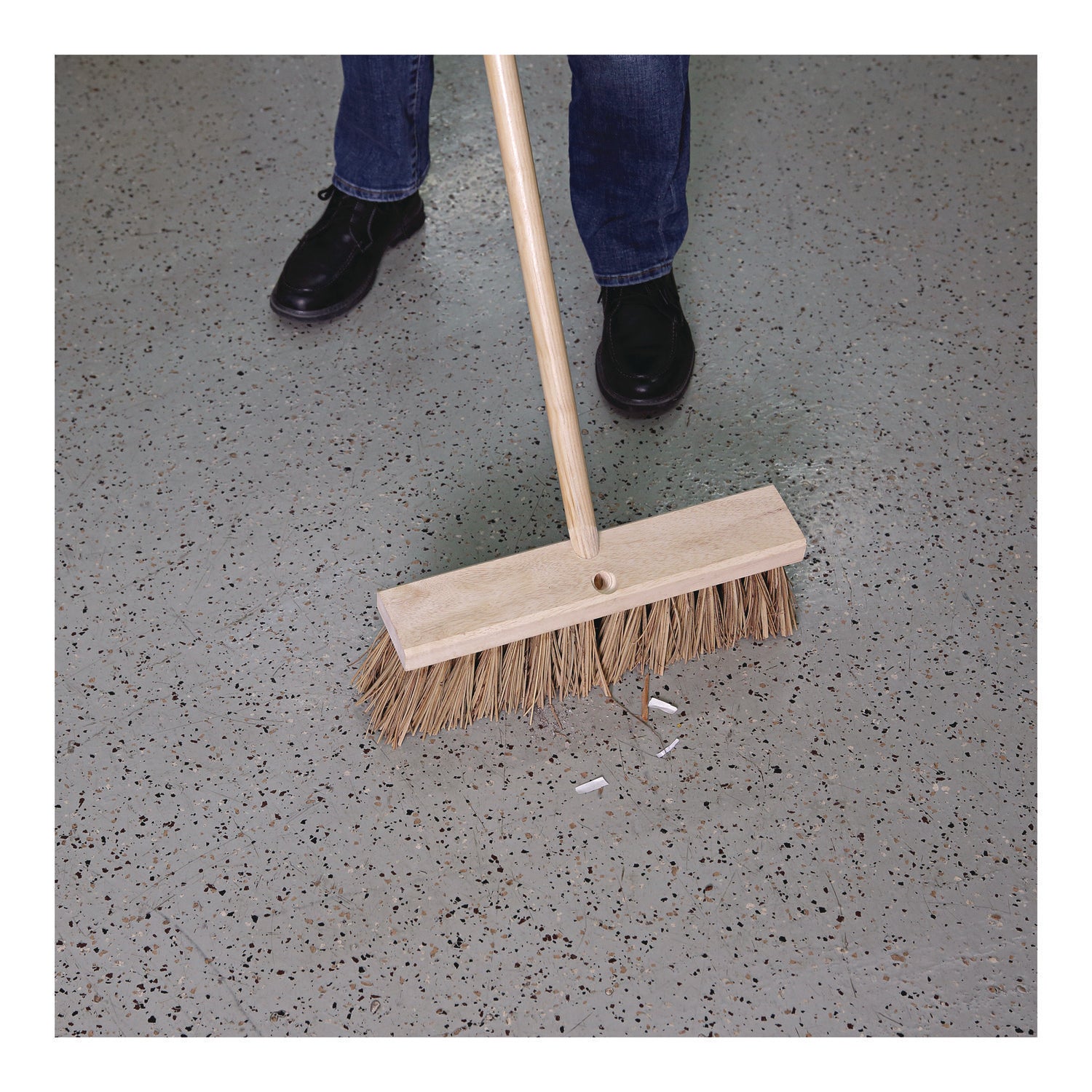 Boardwalk® Tapered End Broom Handle, Lacquered Hardwood, 1.13" dia x 54", Natural