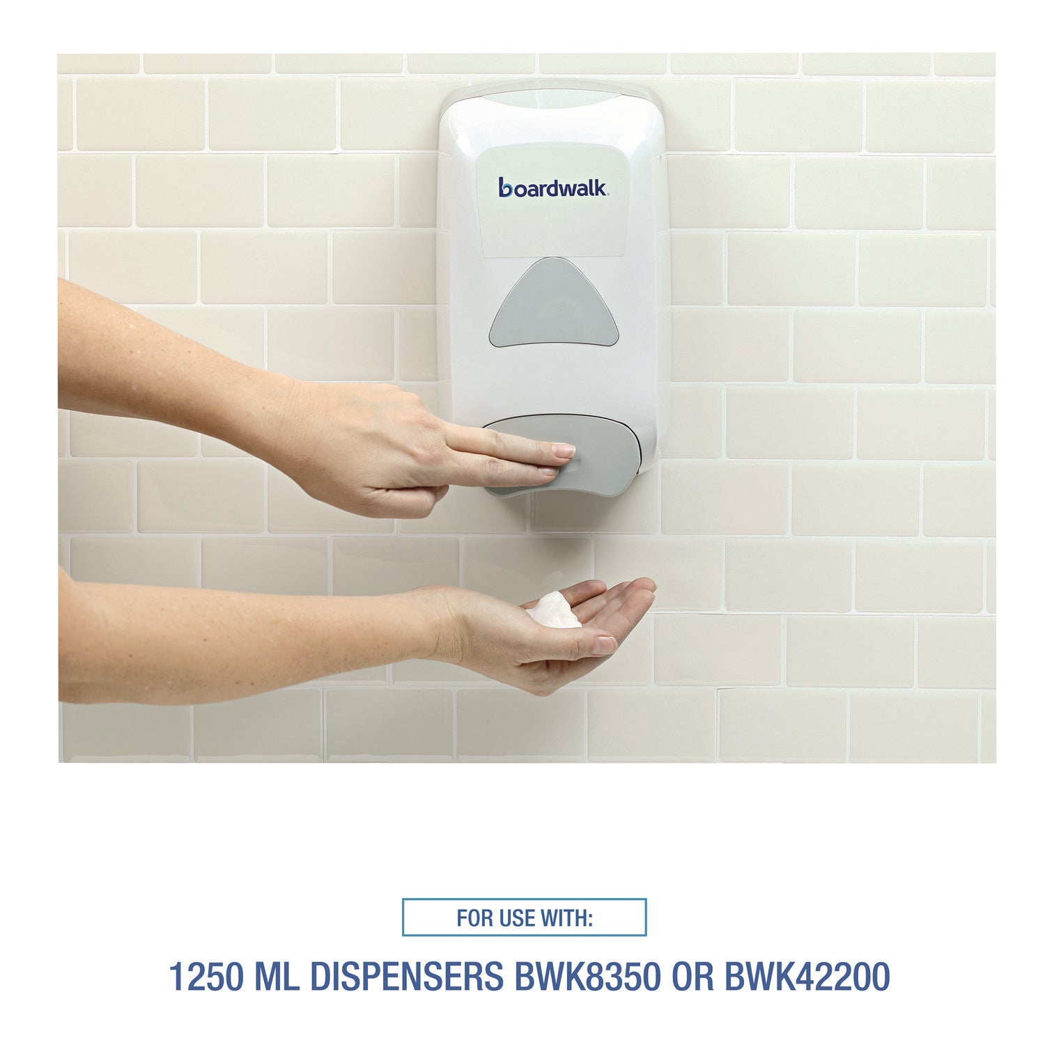 Boardwalk® Foam Antibacterial Handwash, Fresh Fruit Scent, 1,250 mL Refill, 4/Carton