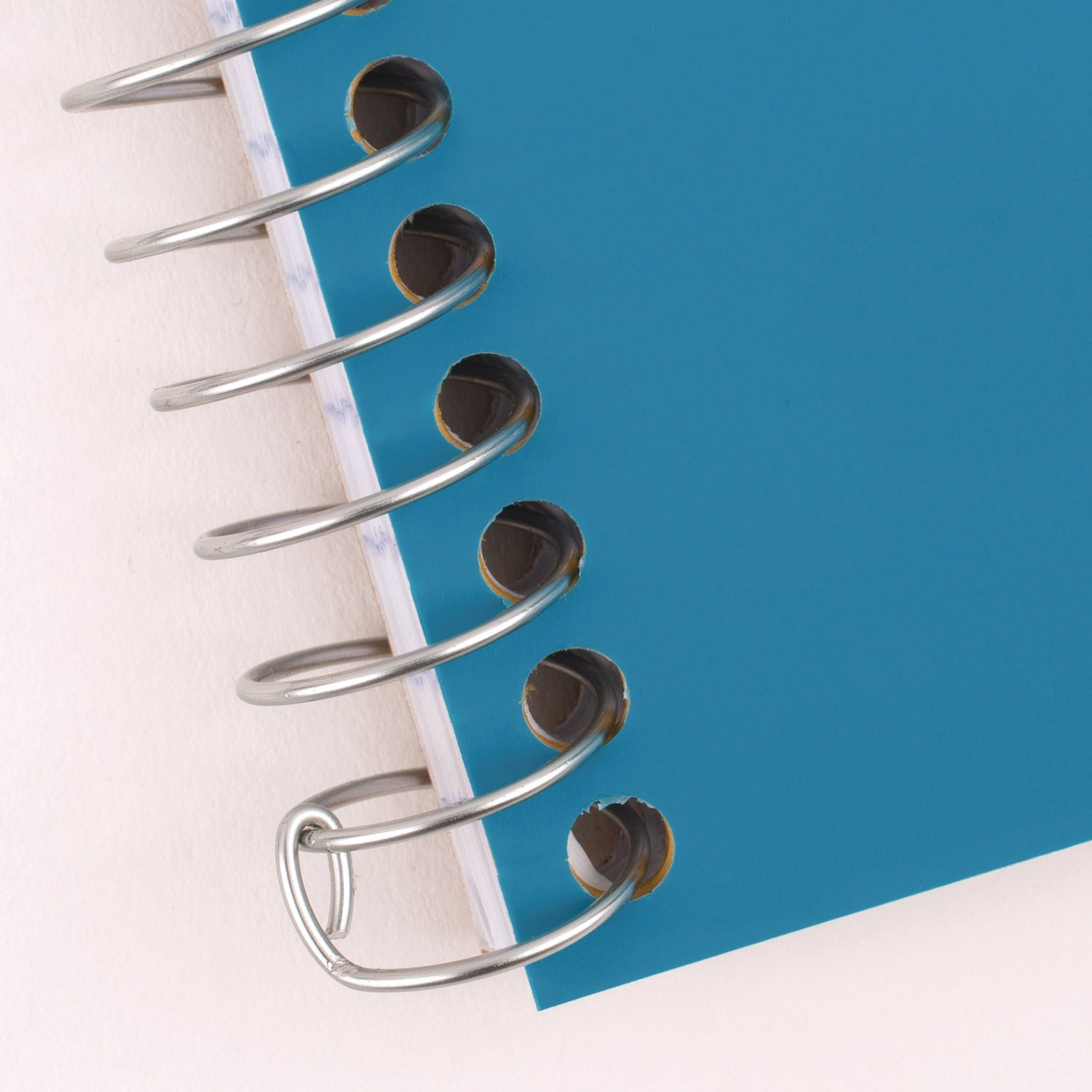 Five Star® Wirebound Notebook, 2-Subject, Medium/College Rule, Assorted Cover Color, (80) 9.5 x 6.52 Sheets, 6/Pack