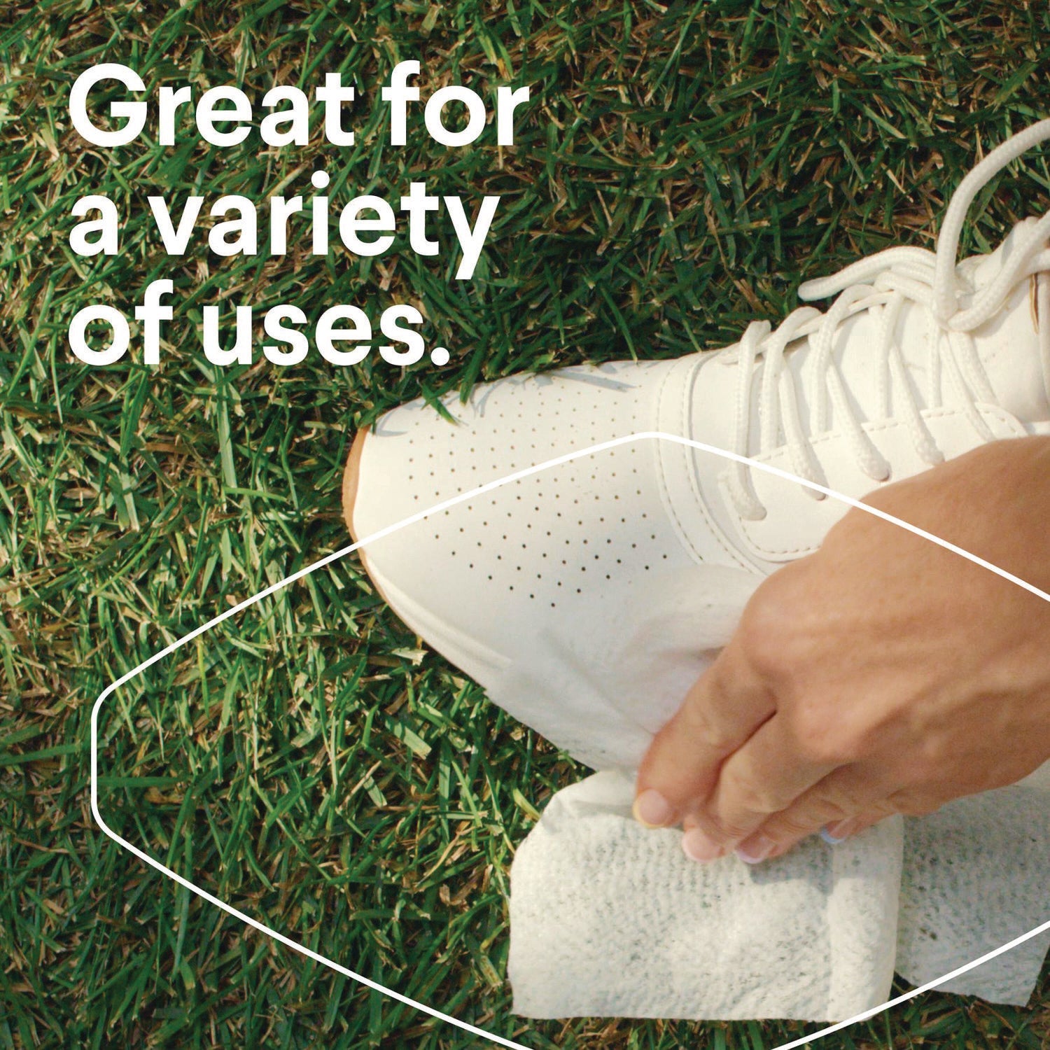 Clorox® Disinfecting Wipes, 1-Ply, 7 x 8, Crisp Lemon, White, 35/Canister, 12 Canisters/Carton