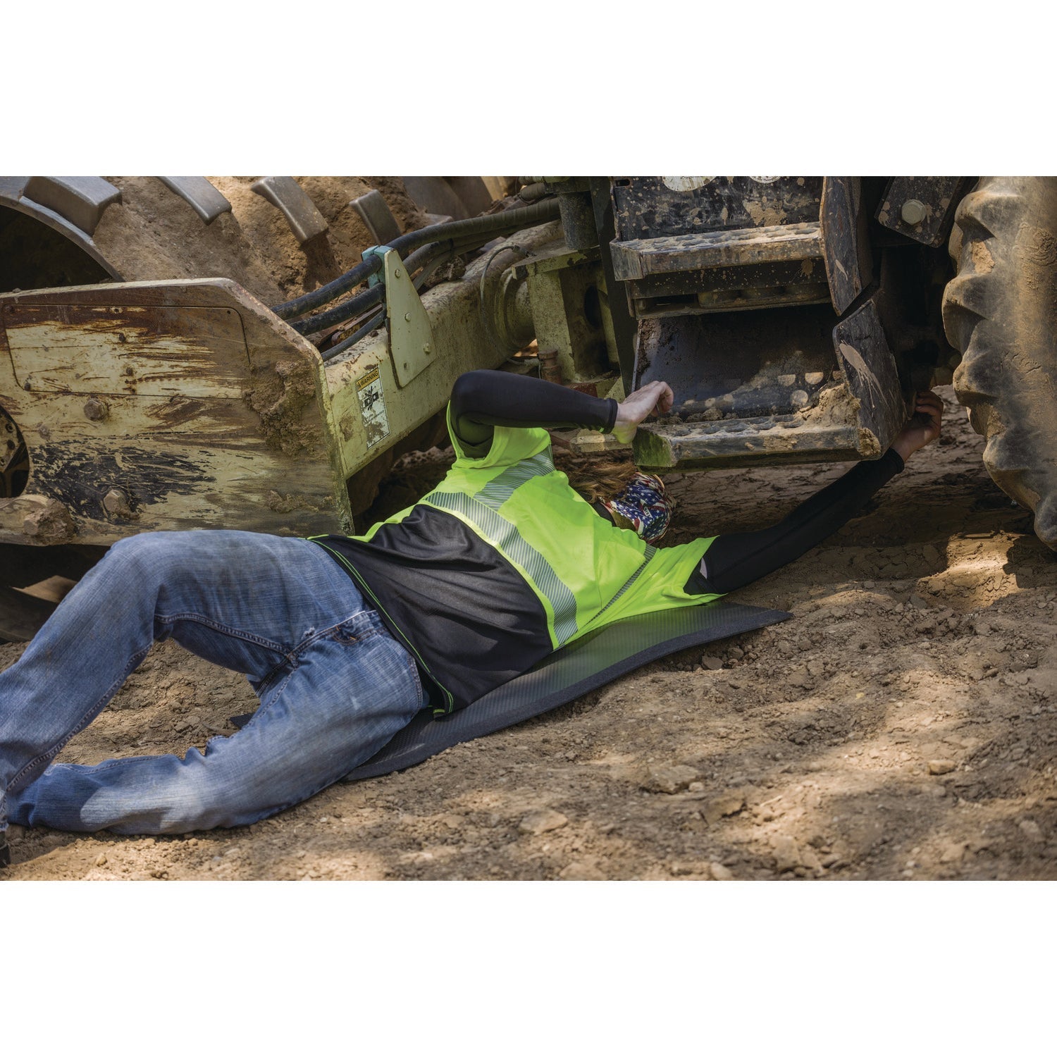 ergodyne® GloWear 8280BK Class 2 Performance T-Shirt with Black Bottom, 7X-Large Long, Lime