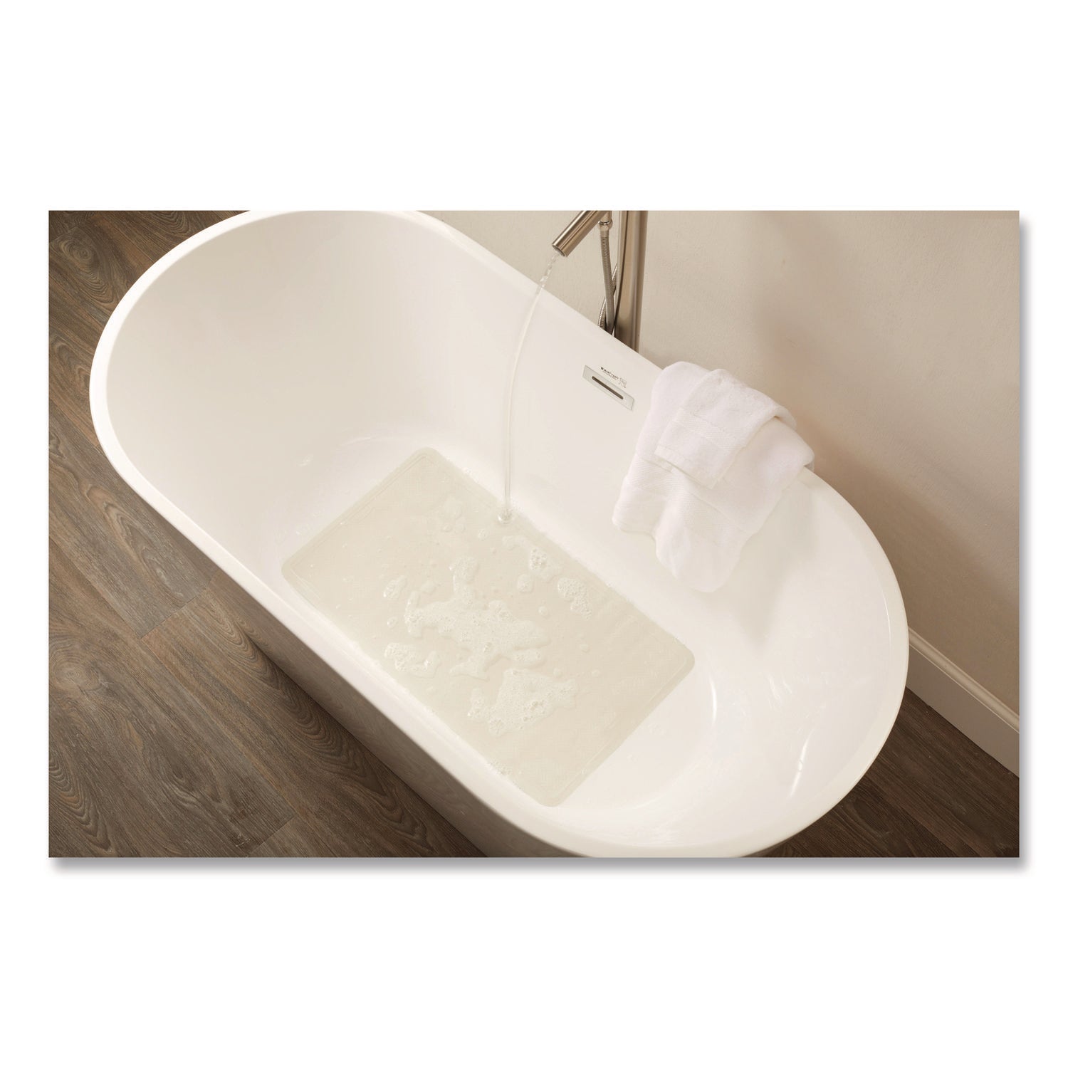 Rubbermaid® Commercial Safti-Grip Latex-Free Vinyl Bath Mat, 14 x 22.5, White, 4/Carton