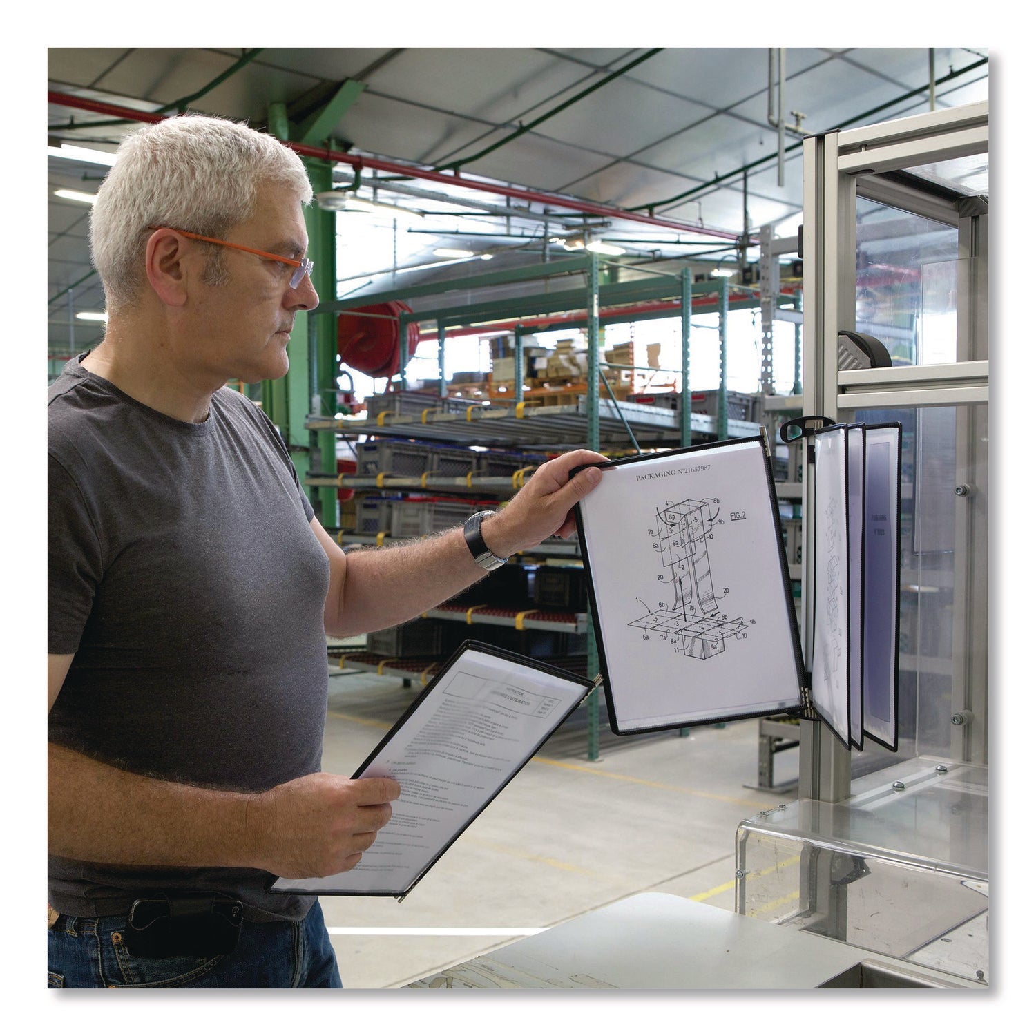 djois® by Tarifold PRO Series Magnetic Wall Reference System, 5 Panels with Black Borders, Black Base - Bloom Skins