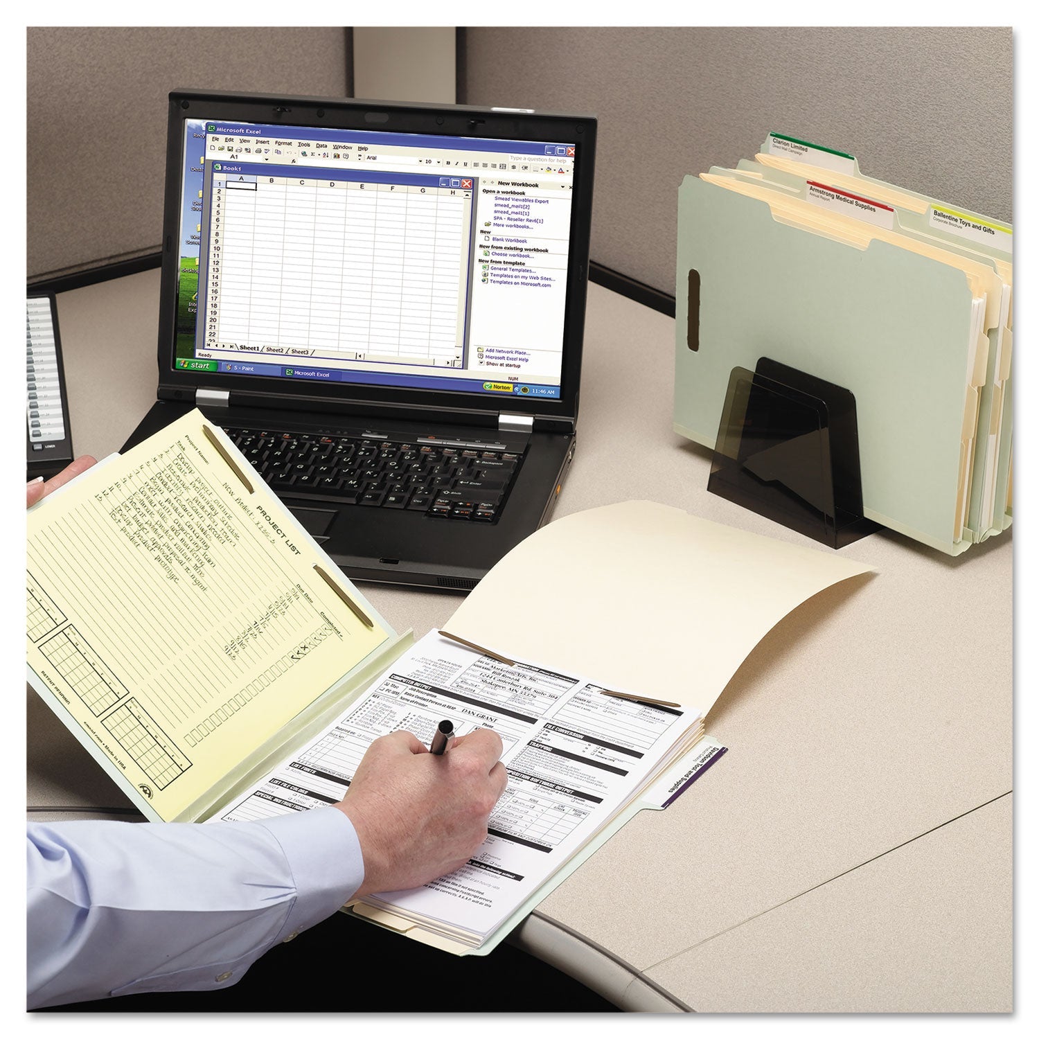 Smead Recycled Pressboard Fastener Folders, 1" Expansion, 2 Fasteners, Legal Size, Gray-Green Exterior, 25/Box