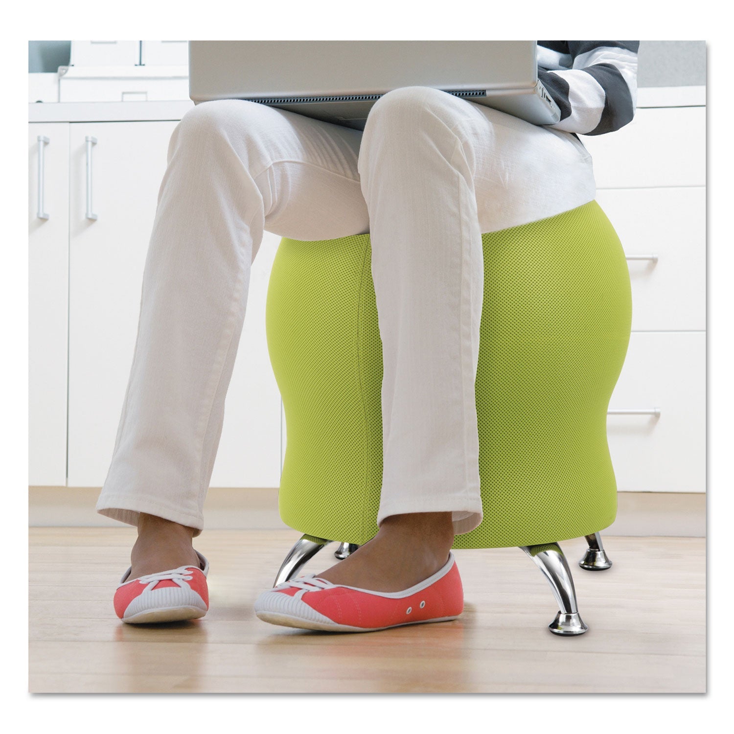 Safco® Zenergy Ball Chair, Backless, Supports Up To 250 Lb, Grass Fabric Seat, Silver Base