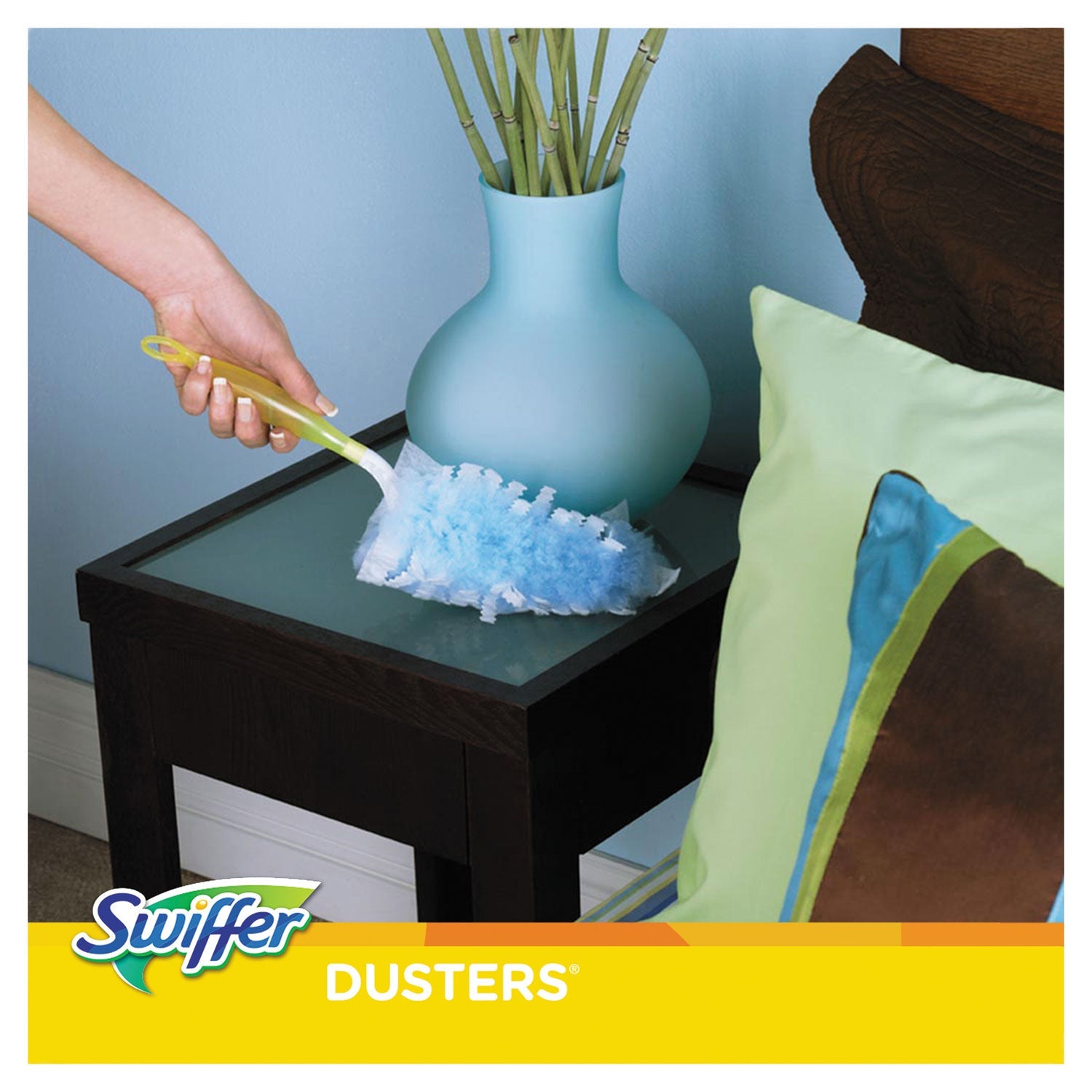 Swiffer® Dusters Starter Kit, Dust Lock Fiber, 6" Handle, Blue/yellow