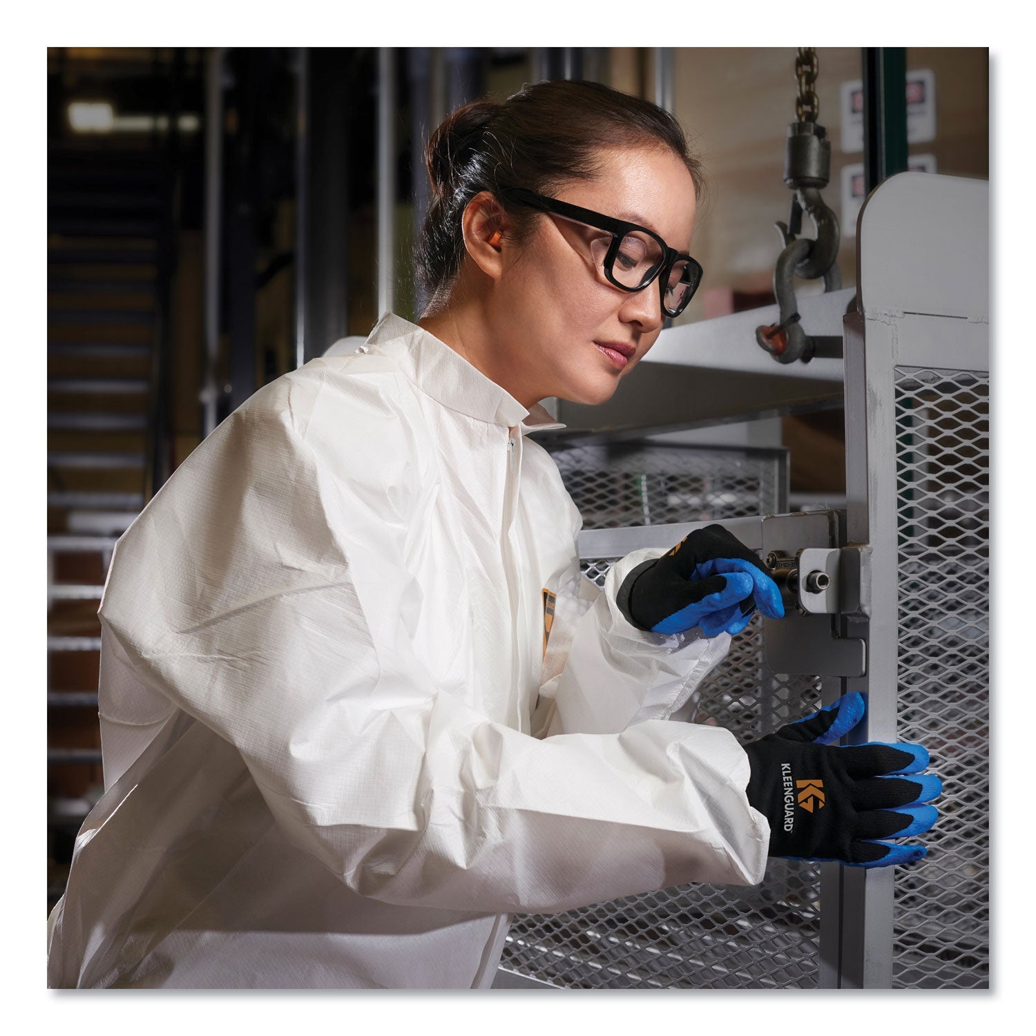 KleenGuard™ A40 Coveralls, X-Large, White - Bloom Skins