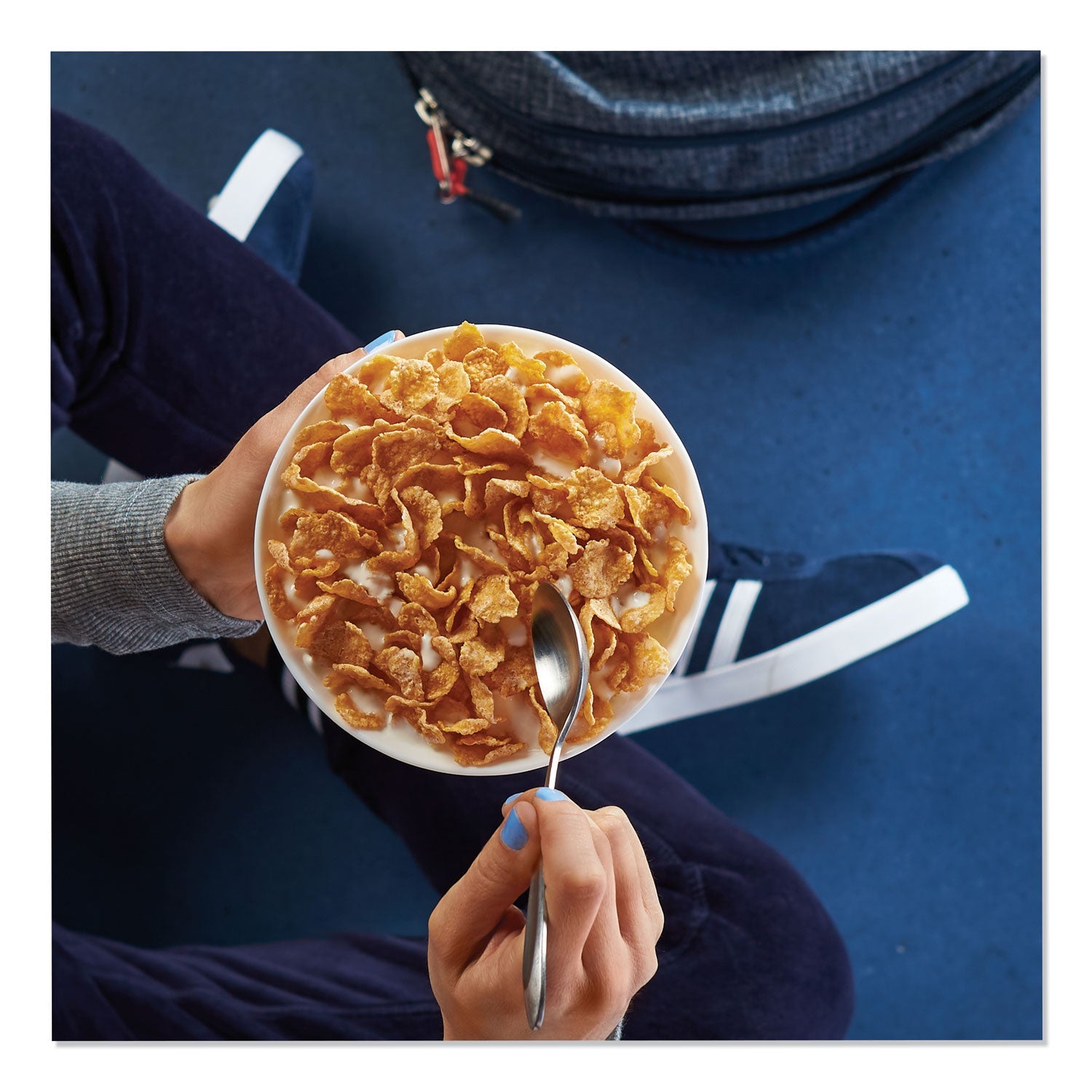 Kellogg's® Frosted Flakes Breakfast Cereal, Bulk Packaging, 40 Oz Bag, 4/carton - Bloom Skins