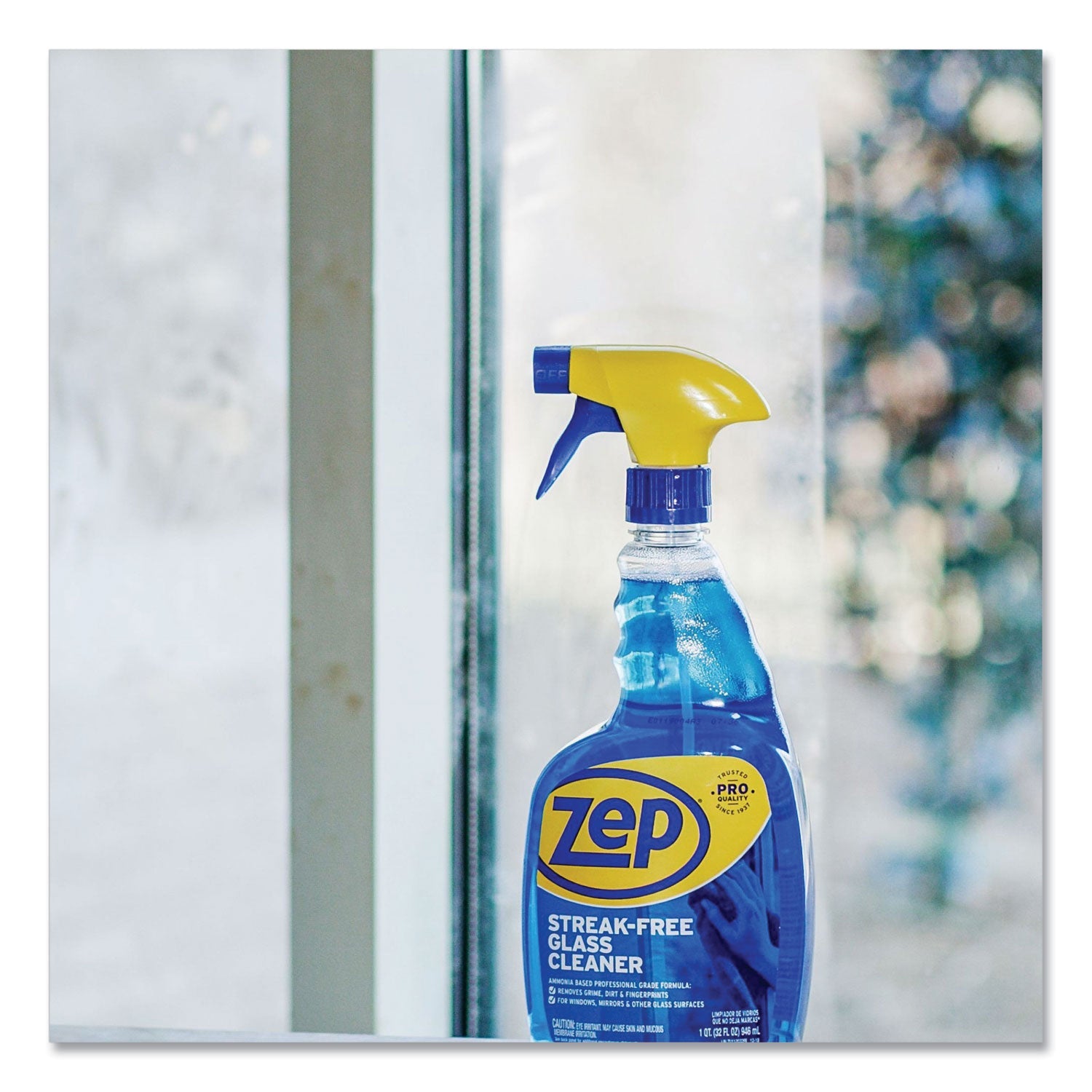 Zep Commercial® Streak-Free Glass Cleaner, Pleasant Scent, 32 Oz Spray Bottle