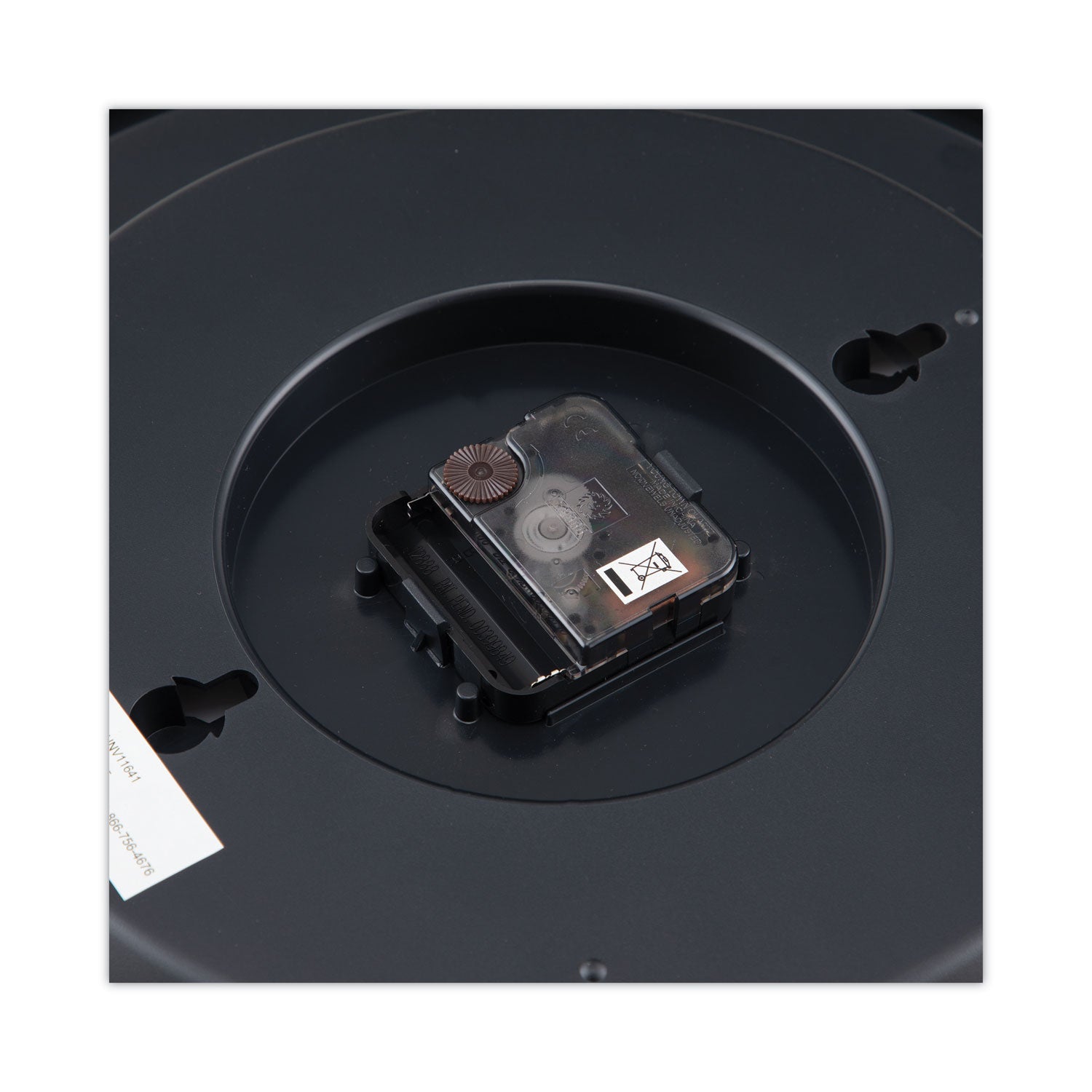 Universal® Round Wall Clock, 13.5" Overall Diameter, Black Case, 1 Aa (sold Separately)