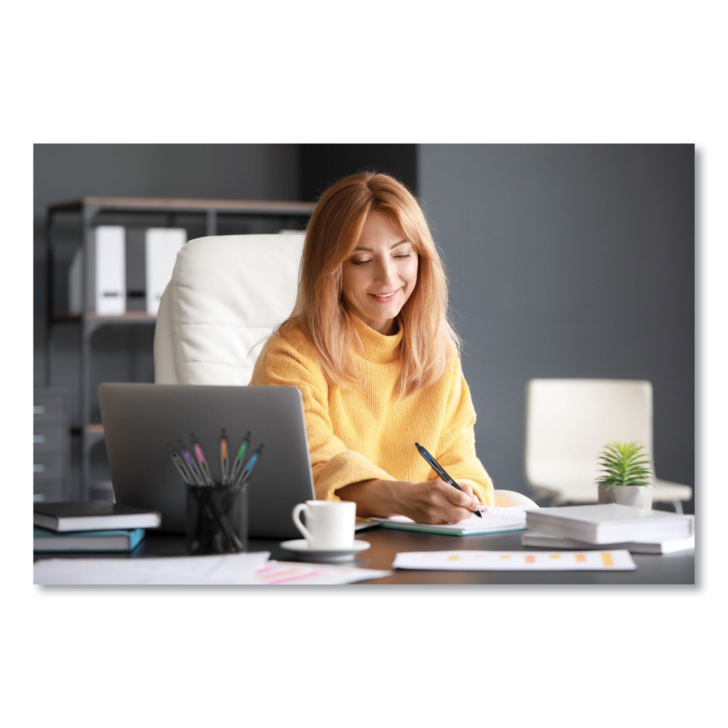 uniball® 207 Plus+ Gel Pen, Retractable, Medium 0.7 mm, Black Ink, Black Barrel, 4/Pack