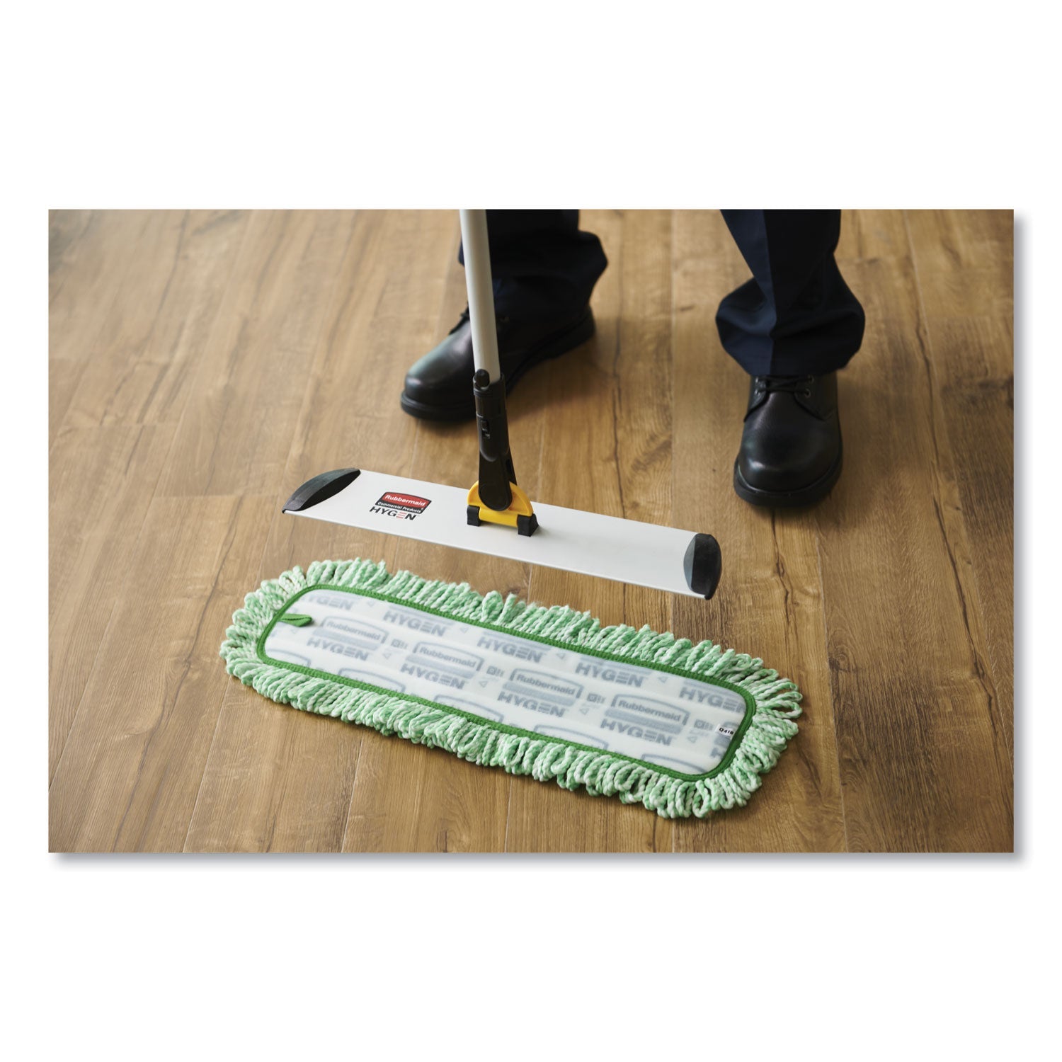 Rubbermaid® Commercial Dust Pad With Fringe, Microfiber, 18" Long, Green, 6/carton