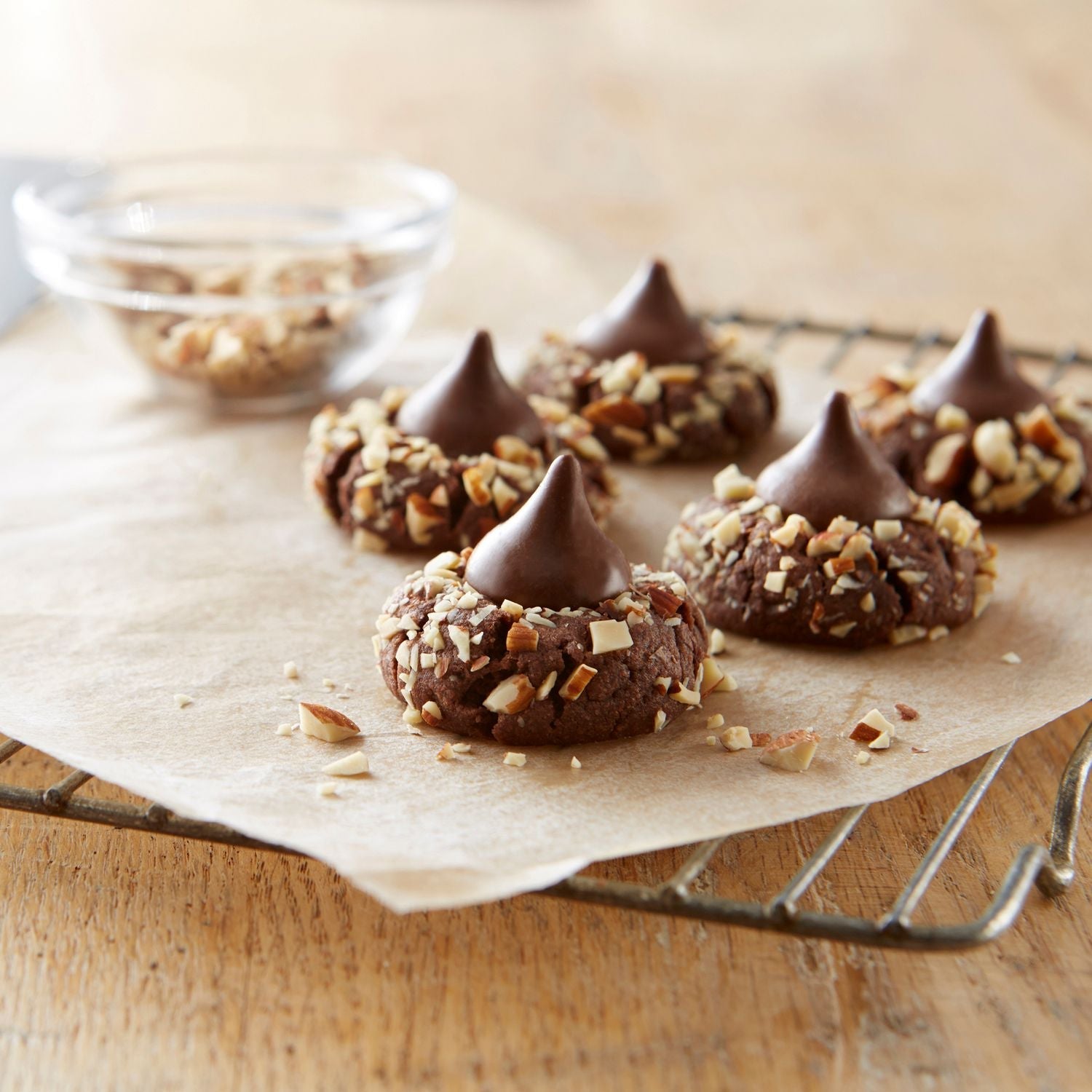 Hershey®'s KISSES with Almonds, Milk Chocolate, 32 oz Pack, 2 Packs/Carton - Bloom Skins