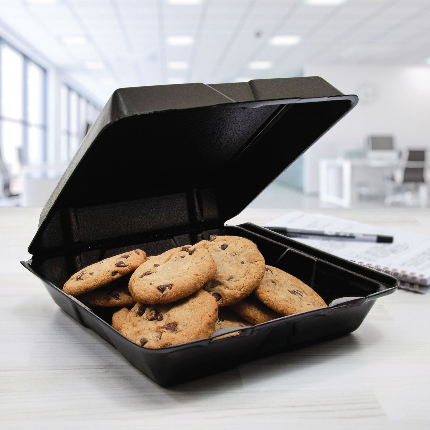 Dart® Insulated Foam Hinged Lid Containers, 9.01 x 9.4 x 3.1, Black, 100/Bag, 2 Bags/Carton, 200 Containers/Carton - Bloom Skins