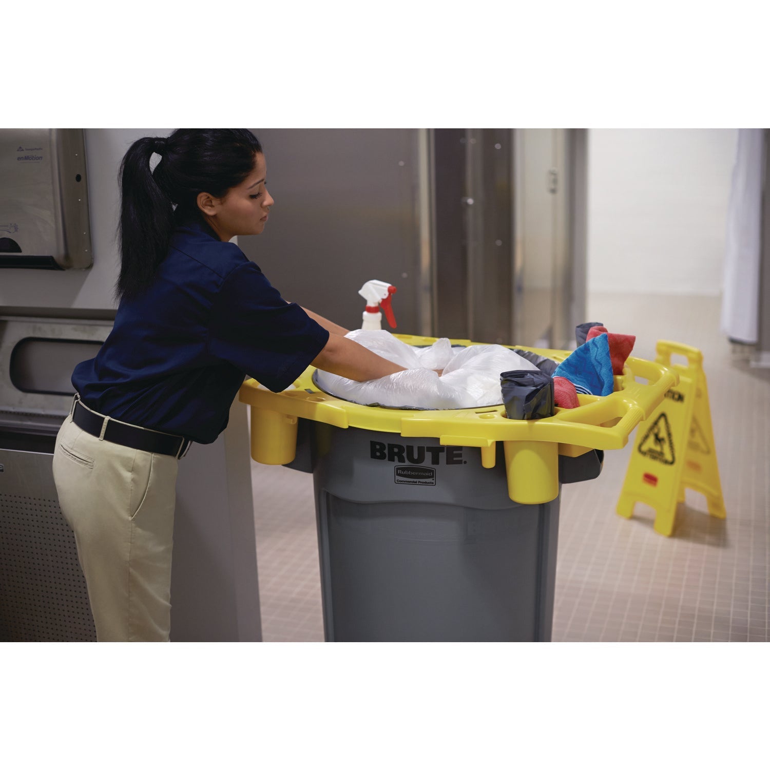 Rubbermaid® Commercial BRUTE Standard Brute Rim Caddy, Four Compartments, Fits 32.5" Diameter Cans, 26.5 x 6.75, Yellow