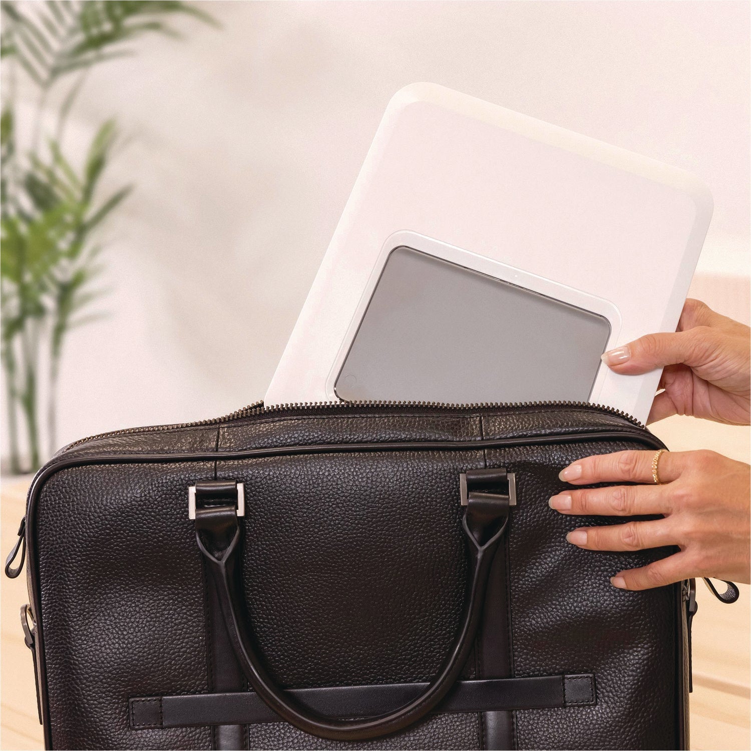 Fellowes® Breyta Laptop Stand, 9.25" x 10.55" x 0.55" to 8", White, Supports Up to 8.8 lbs