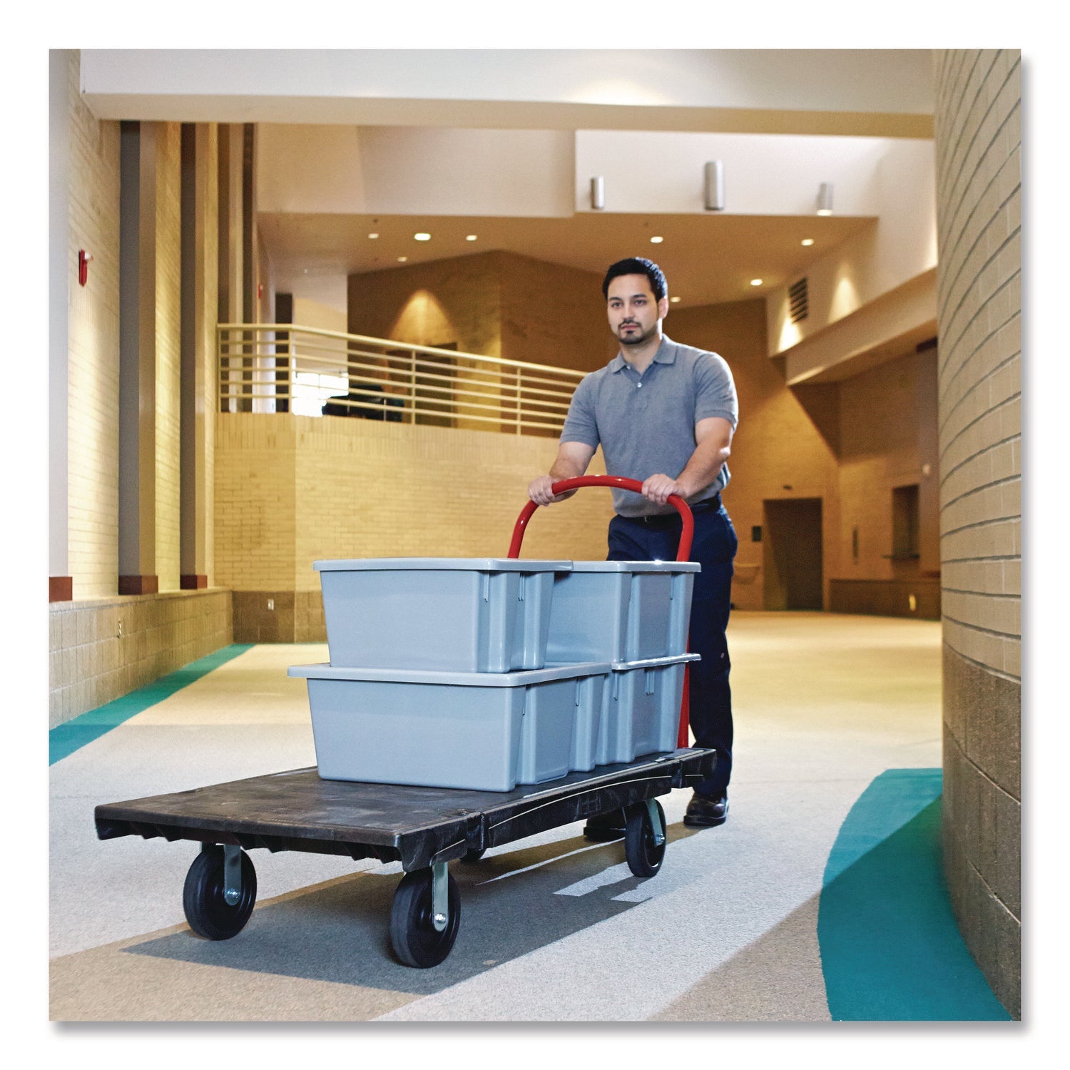 Rubbermaid® Commercial Palletote Box, 1.6 cu ft, 15.5" x 19.5" x 13", Gray