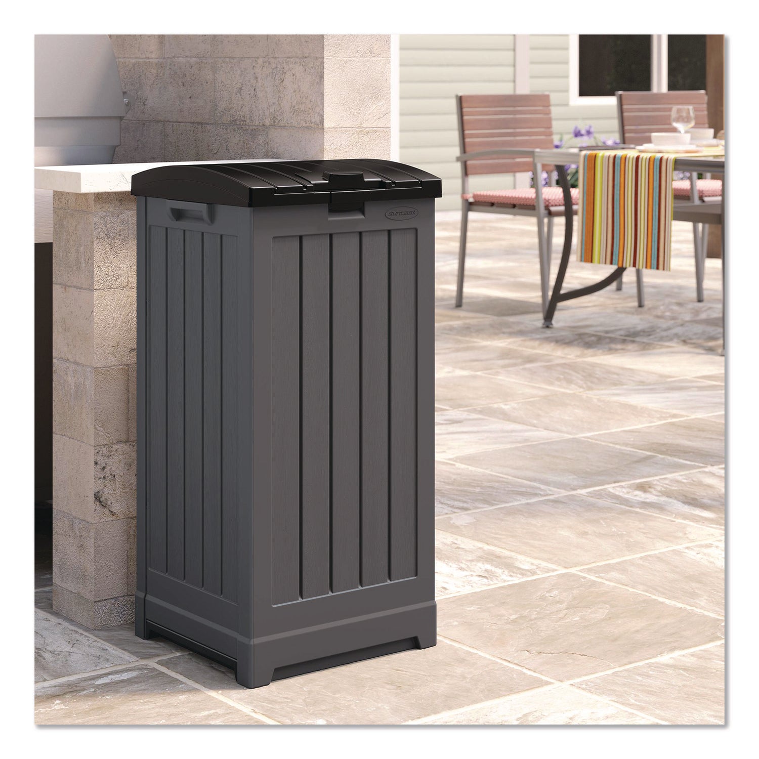 Suncast® 36 to 39 Gallon Trash Hideaway, Plastic/Resin, Peppercorn/Black
