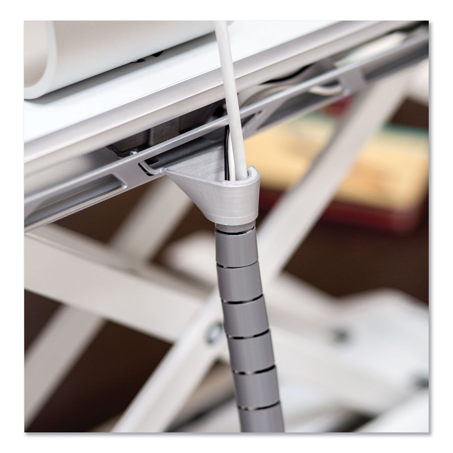 Fellowes® Lotus Sit-Stands Workstation, 32.75" X 24.25" X 5.5" To 22.5", Black