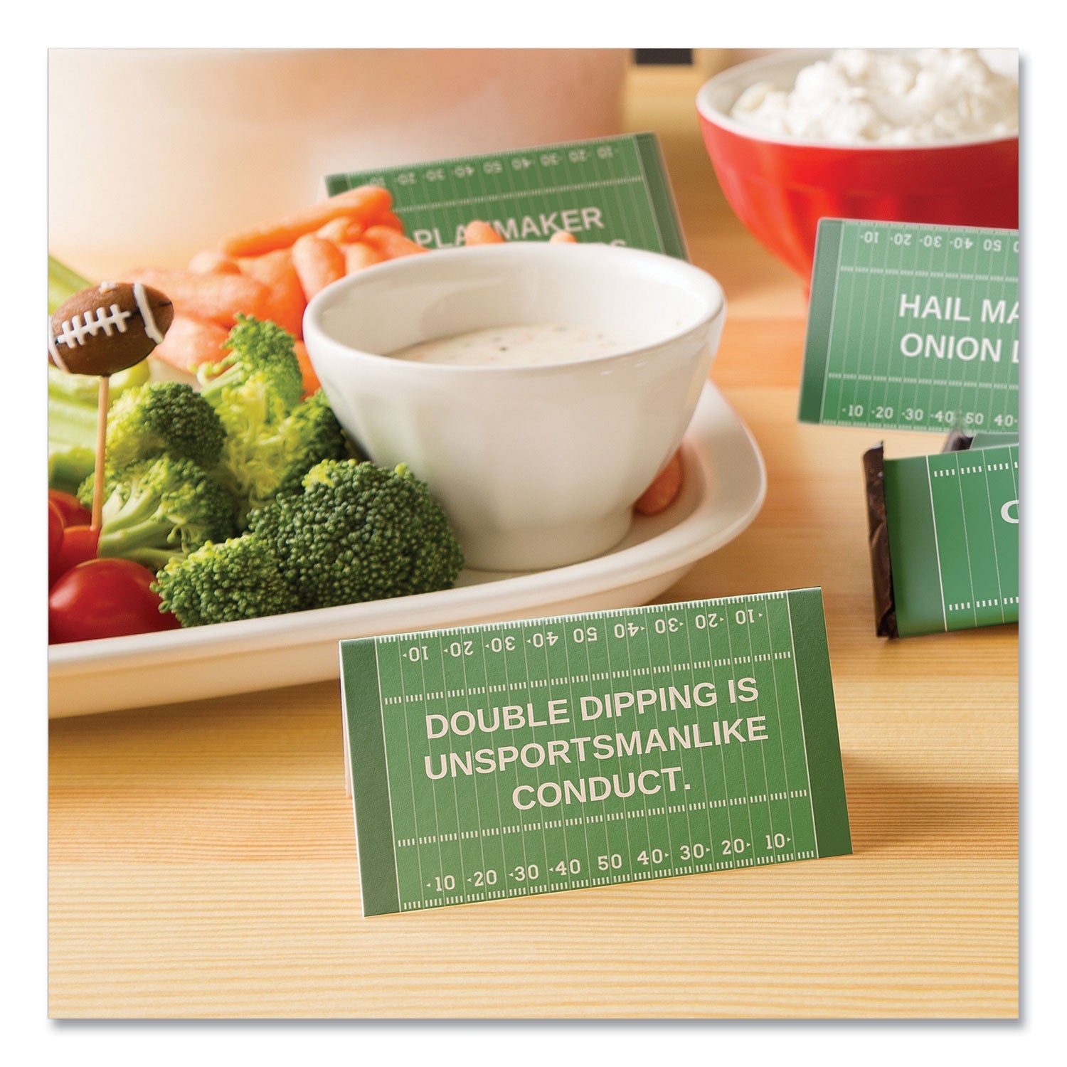 Avery® Small Tent Card, White, 3.5 x 2, 4 Cards/Sheet, 40 Sheets/Pack
