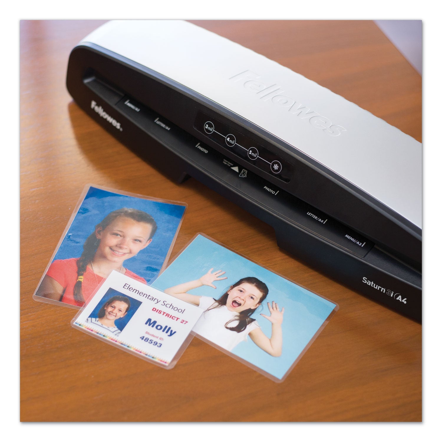 Fellowes® Laminating Pouches, 5 Mil, 3.88" X 2.63", Gloss Clear, 25/pack