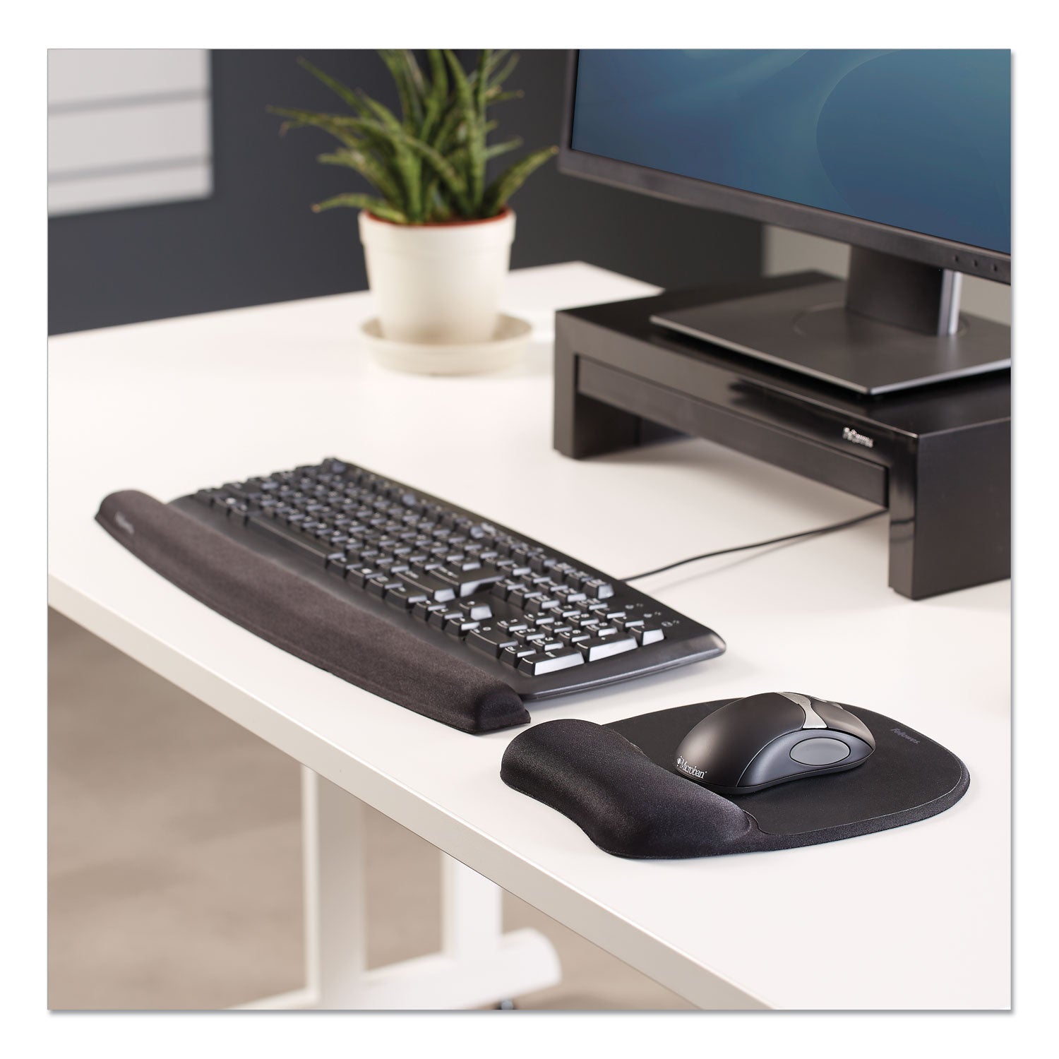 Fellowes® Memory Foam Mouse Pad with Wrist Rest, 7.93 x 9.25, Black