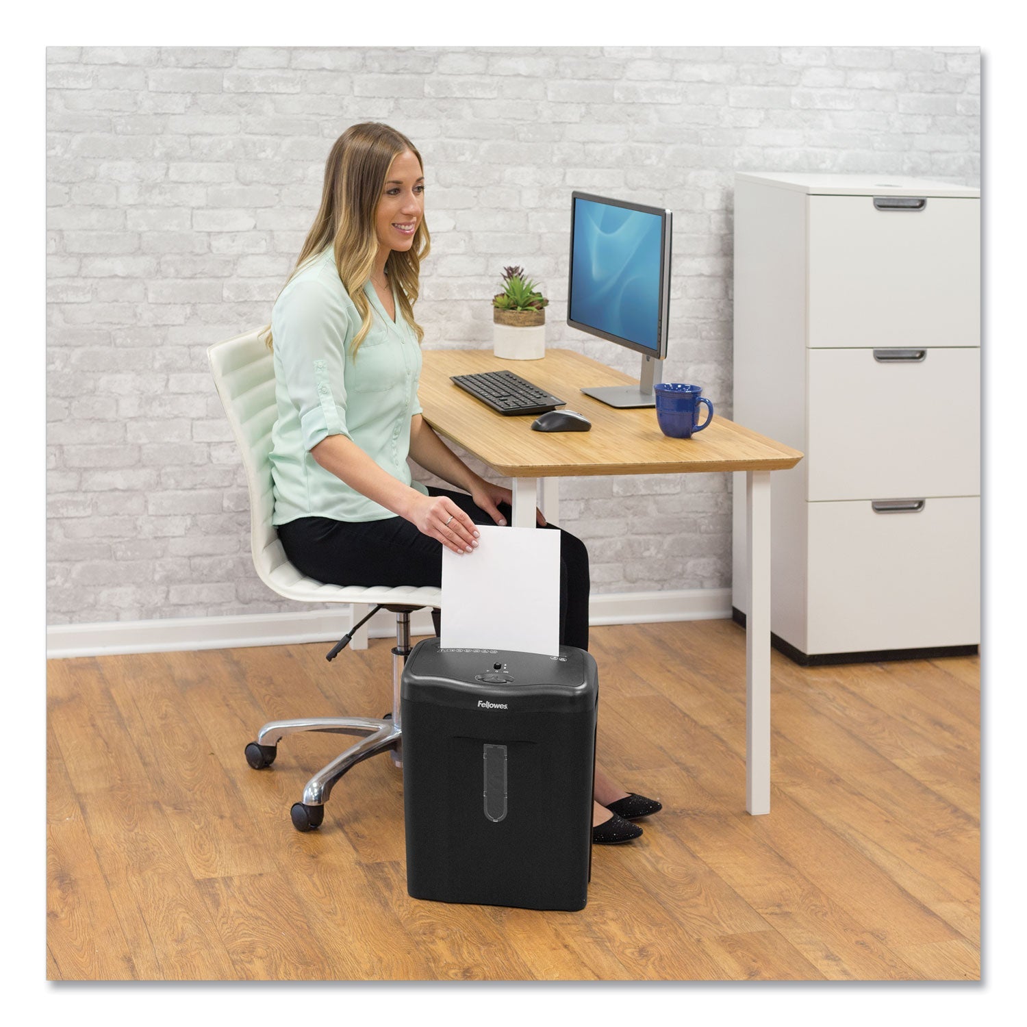 Fellowes® Powershred 11c Cross-Cut Shredder, 11 Manual Sheet Capacity