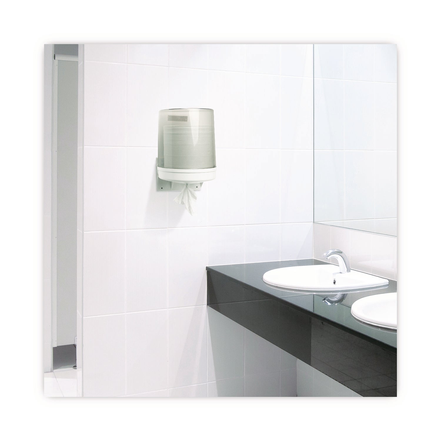Boardwalk® Center-Pull Roll Towels, 2-Ply, 10 x 7.6, White, 600/Roll, 6/Carton