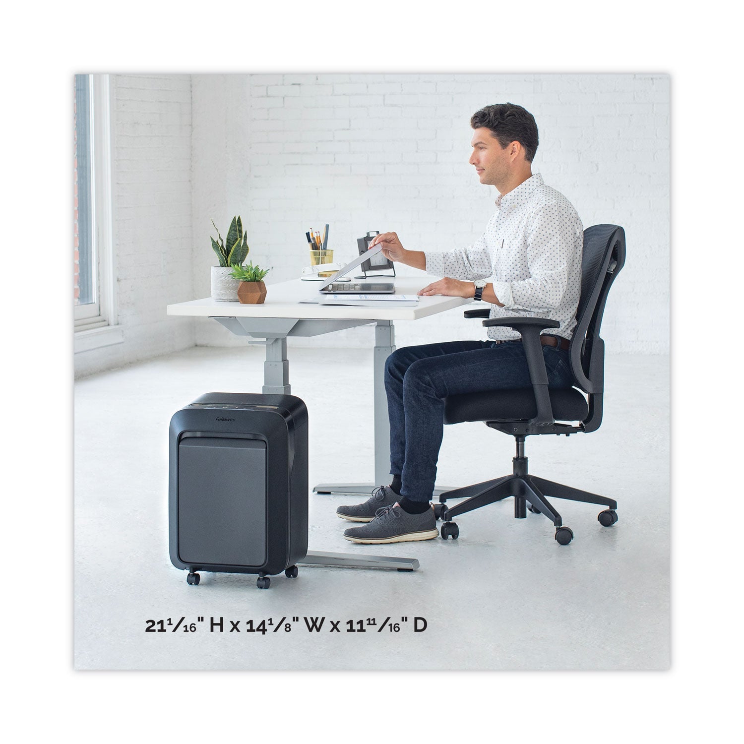 Fellowes® Powershred Lx180 Cross-Cut Shredder, 16 Manual Sheet Capacity