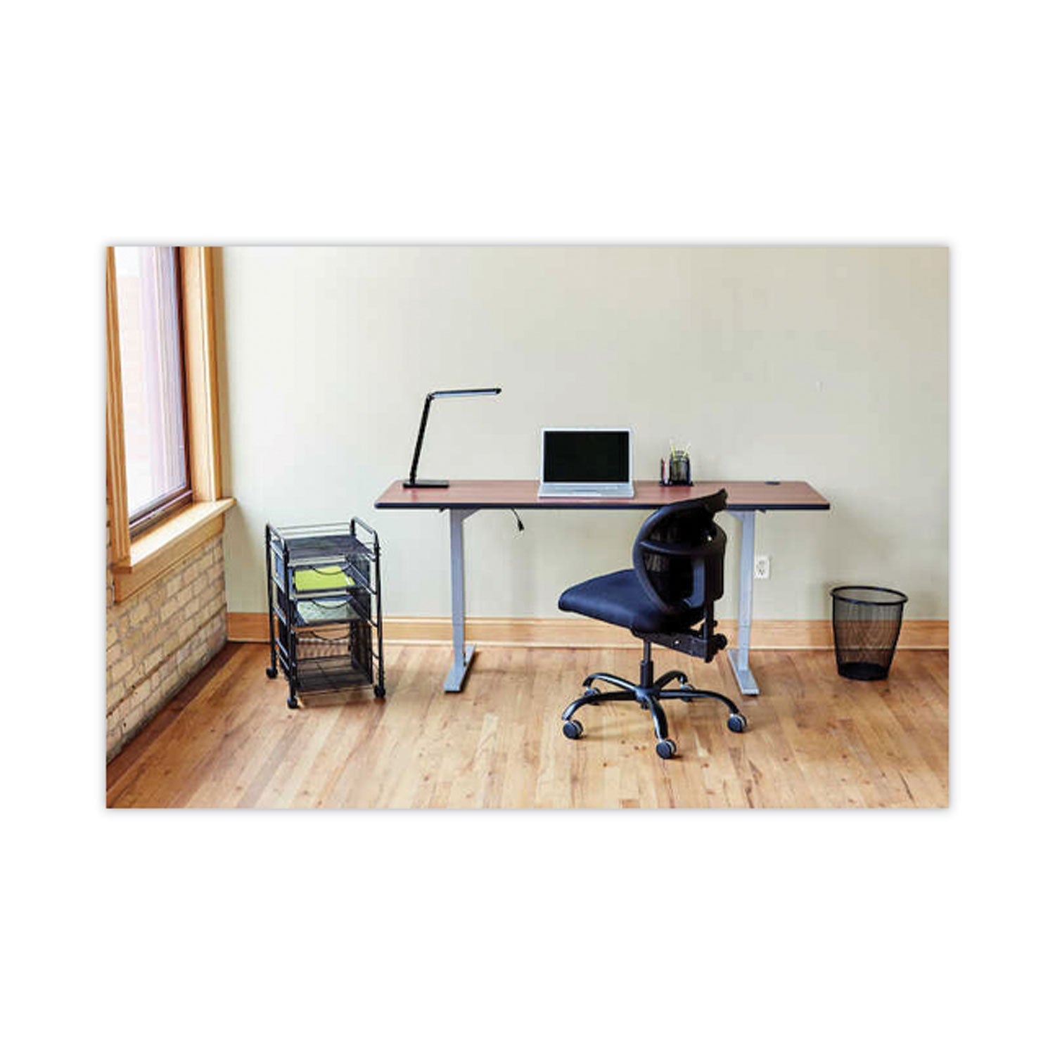 Safco® Vue Intensive-Use Mesh Task Chair, Supports Up To 500 Lb, 18.5" To 21" Seat Height, Black