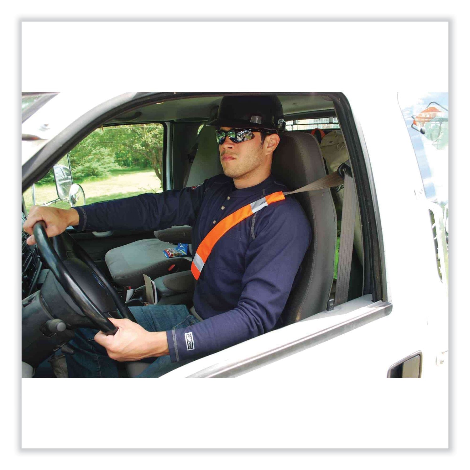 ergodyne® GloWear 8004 Hi-Vis Seat Belt Cover, 6" x 18.5", Orange