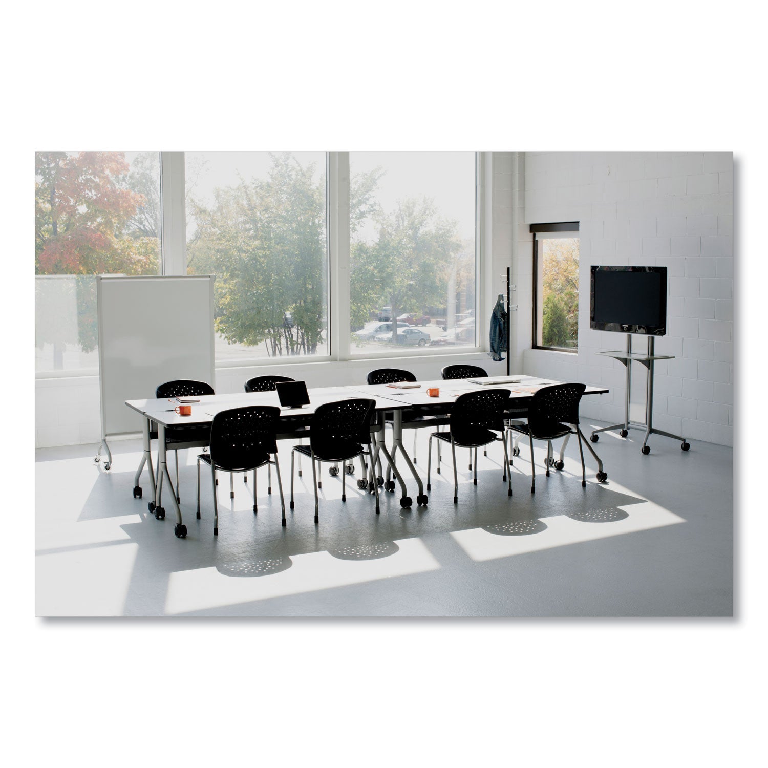 Safco® Impromptu Lectern, 26.5 x 18.75 x 46.5, Black