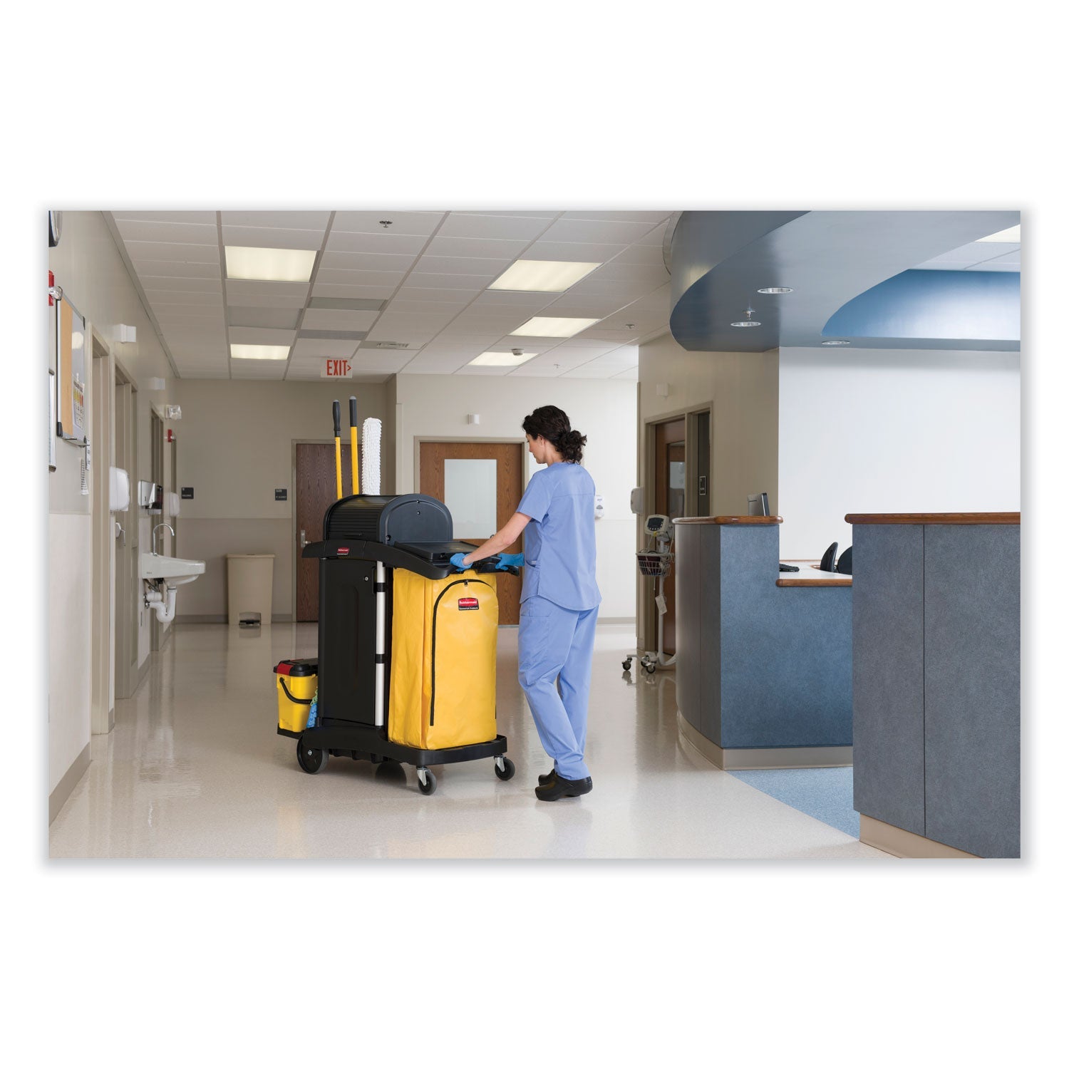 Rubbermaid® Commercial Vinyl Cleaning Cart Bag for Rubbermaid Commercial 9T76, 9T77 and 9T78, 34 gal, 17.5" x 10.5" x 33", Yellow