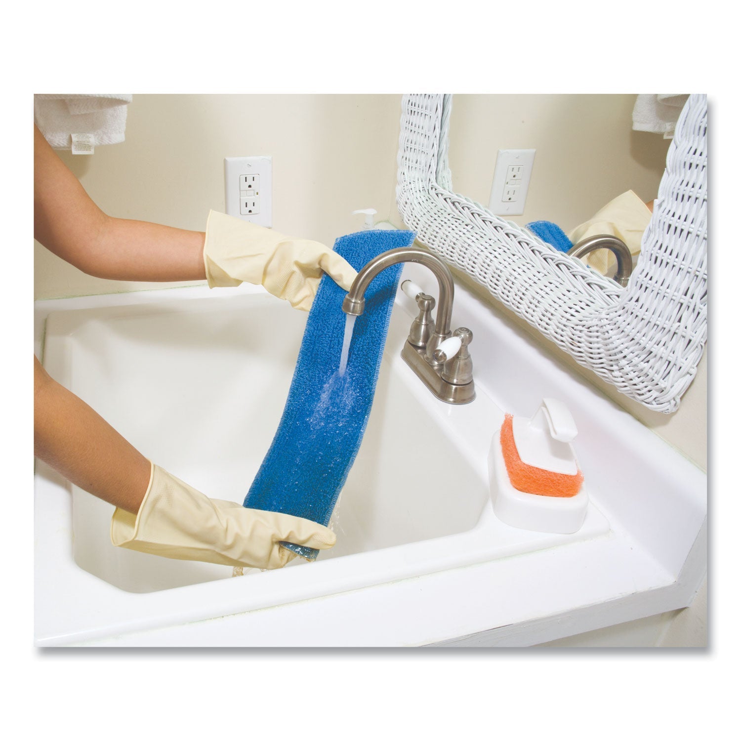Rubbermaid® Commercial Economy Wet Mopping Pad, Microfiber, 18", Blue