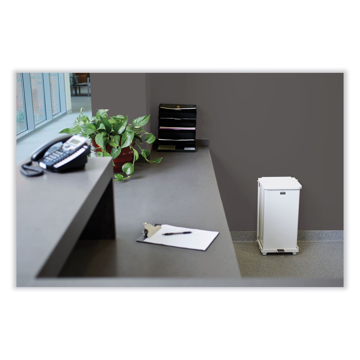 Rubbermaid® Commercial Defenders Heavy-Duty Steel Step Can, 13 gal, Steel, White