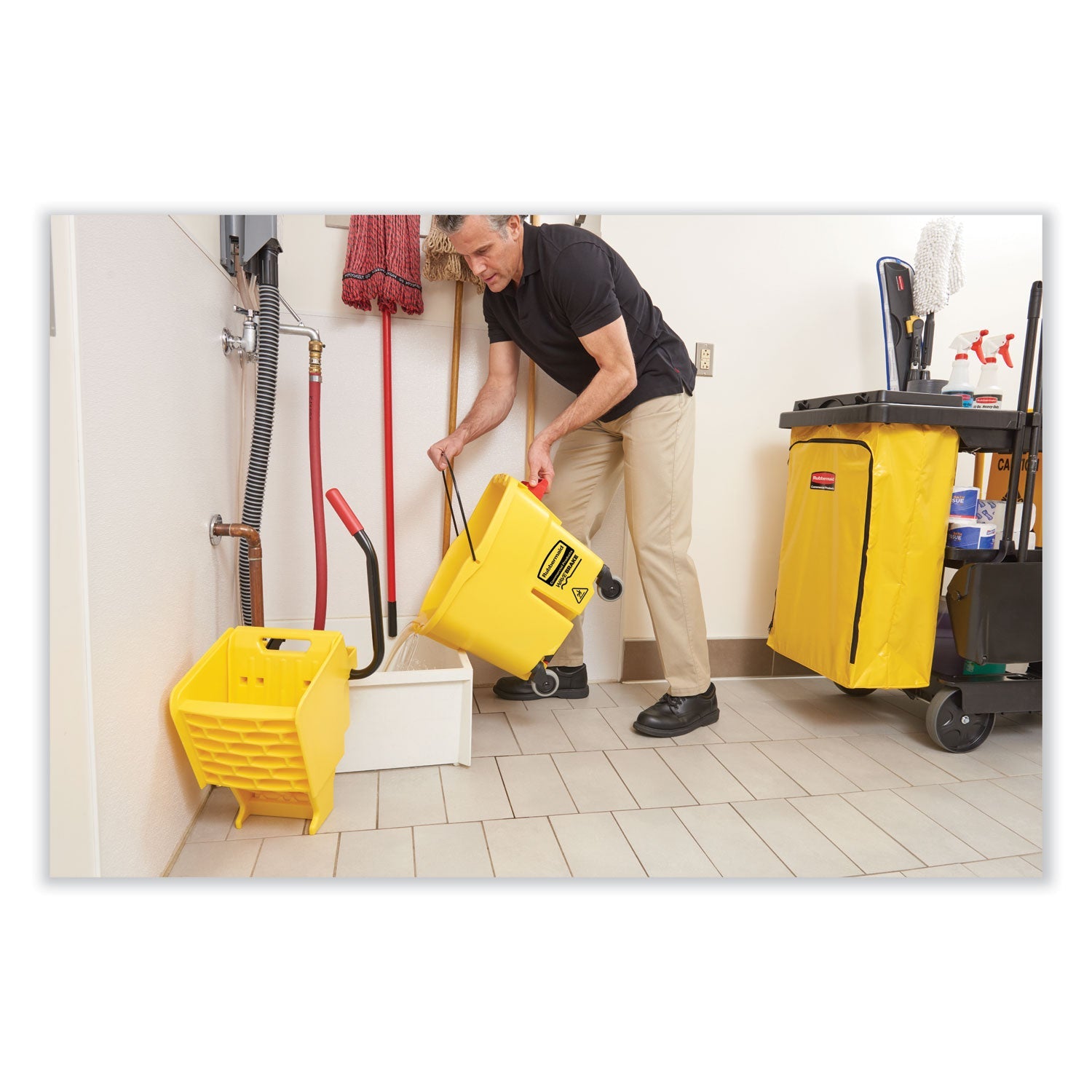 Rubbermaid® Commercial Zippered Vinyl Cleaning Cart Bag for Rubbermaid Commercial 6173-88, 24 gal, 17.25" x 10.5" x 30.5", Yellow