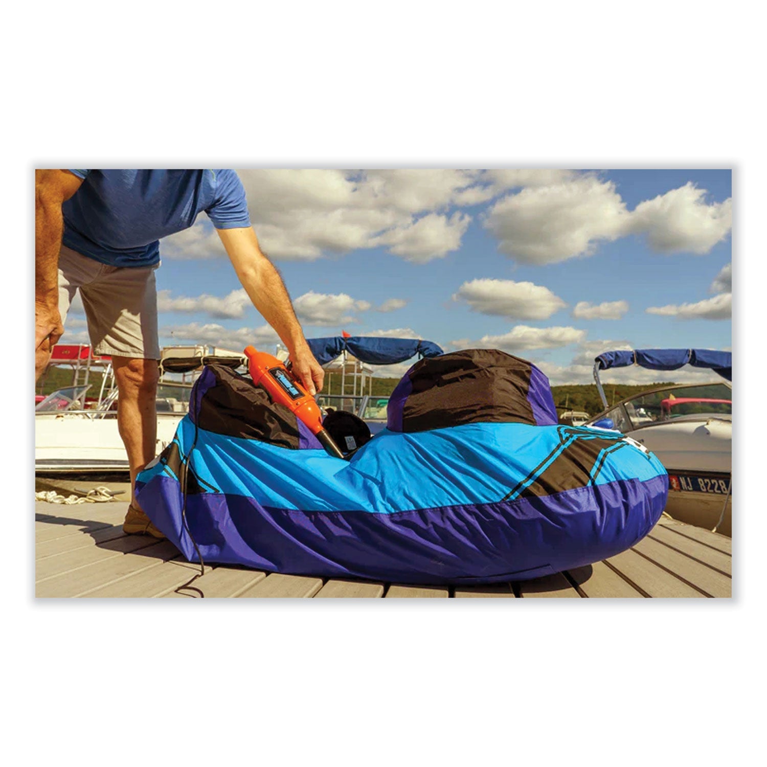 MetroVac MagicAir Electric Inflator/Deflator, 43.3 cu ft/min, 2.2 psi, 0.75 hp Motor, 110-120 V AC