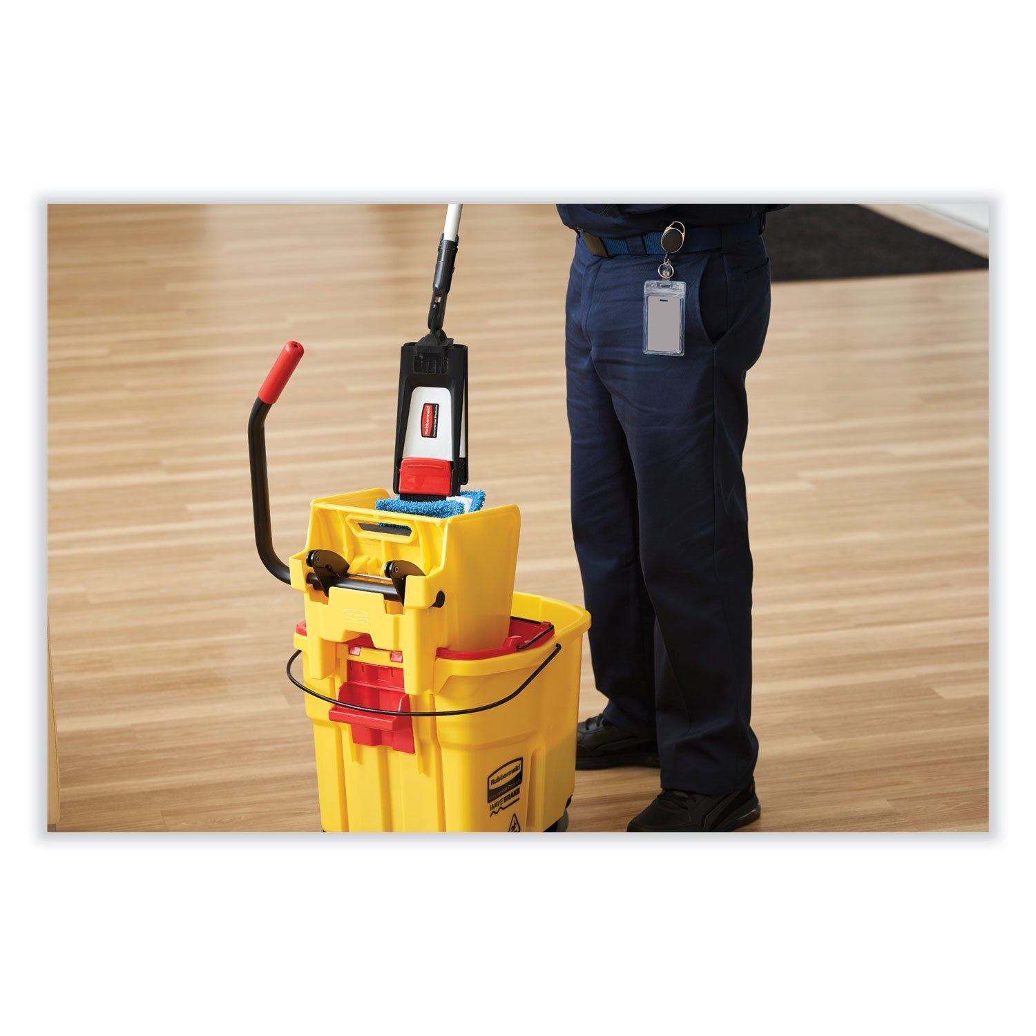 Rubbermaid® Commercial Wavebrake 2.0 Bucket/wringer Combos, Side-Press, 35 Qt, Plastic, Yellow